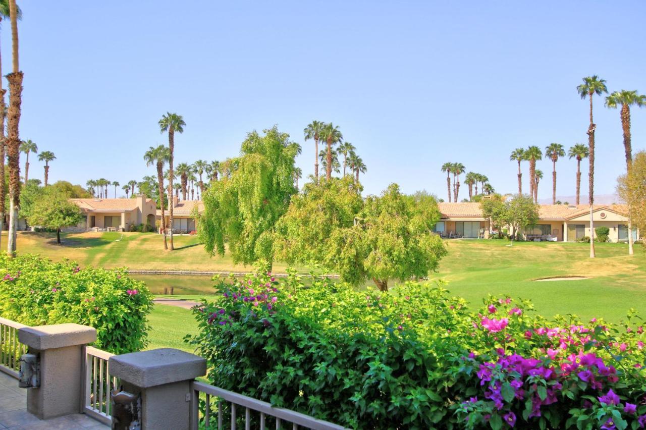 V3859 - Waterfall Hole Palm Desert Exterior photo