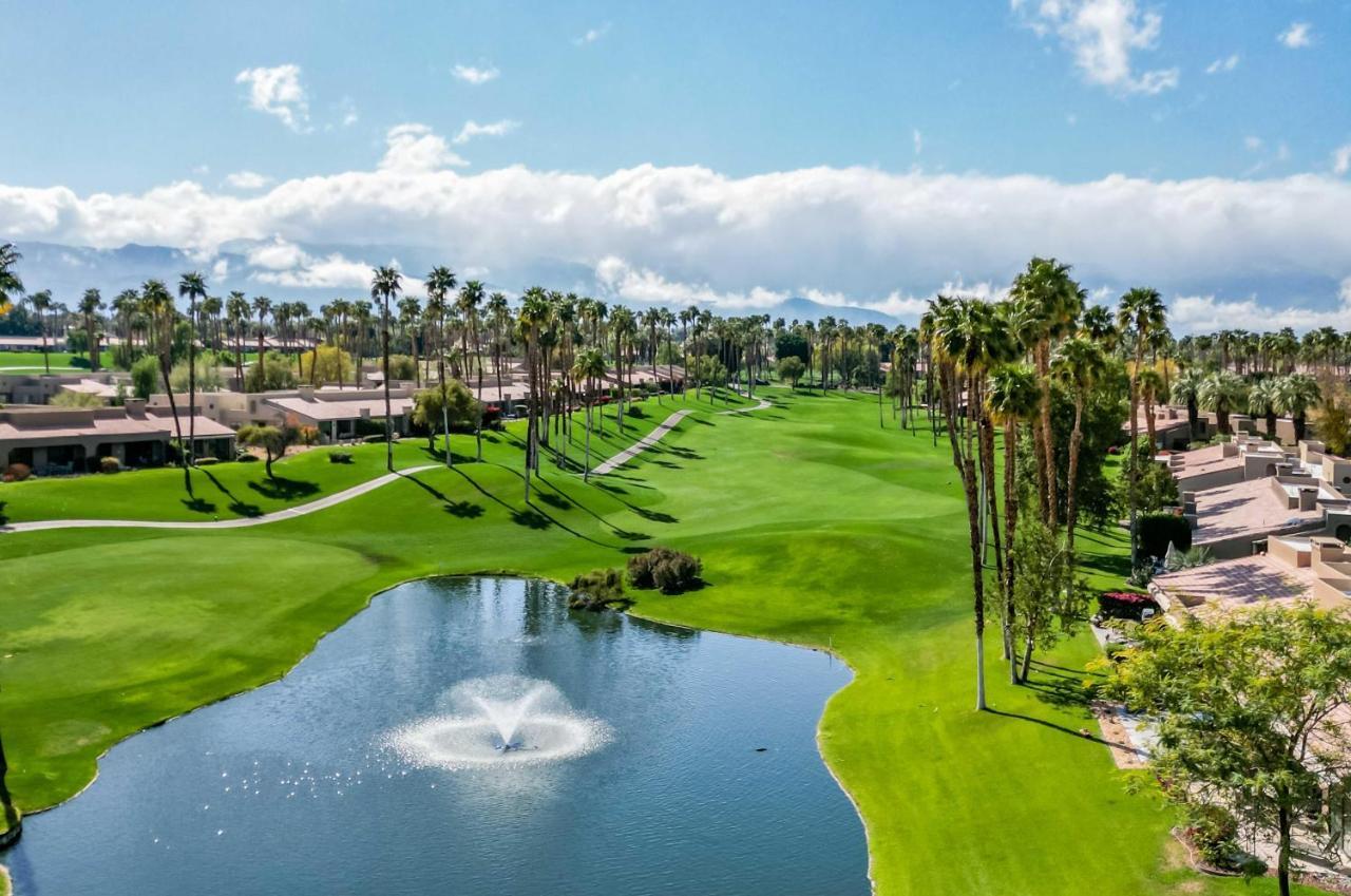 V3859 - Waterfall Hole Palm Desert Exterior photo