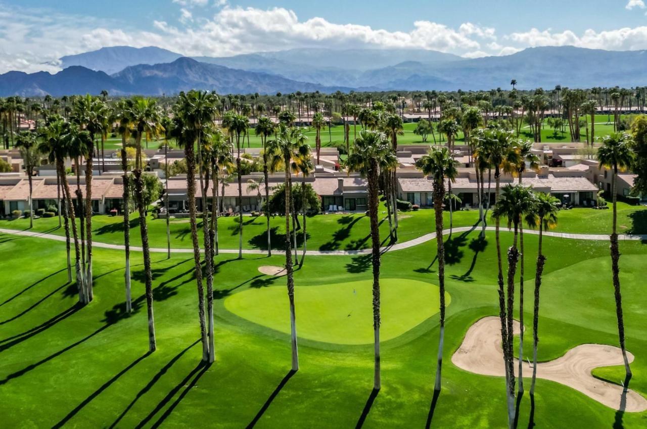 V3859 - Waterfall Hole Palm Desert Exterior photo